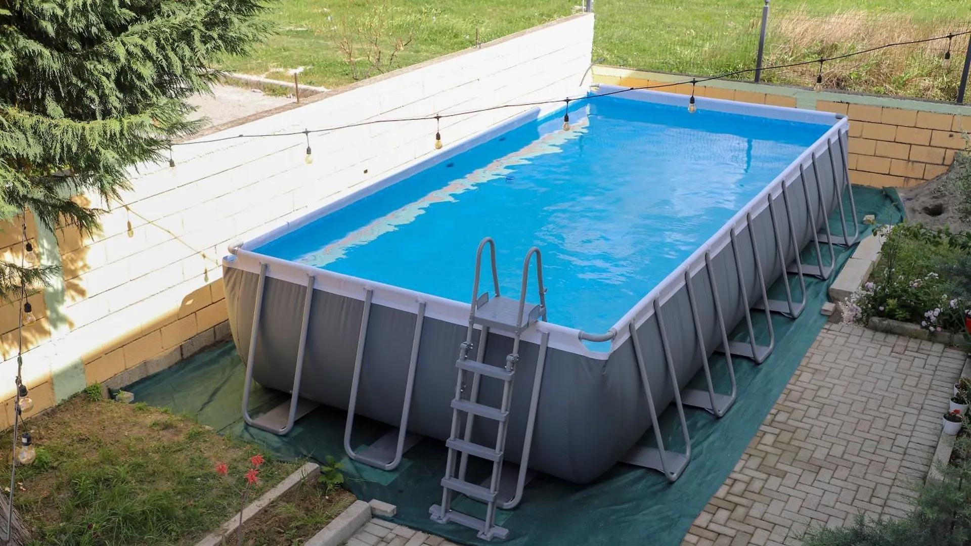 Baza Hostel - Swimming Pool 培拉特 阿尔巴尼亚